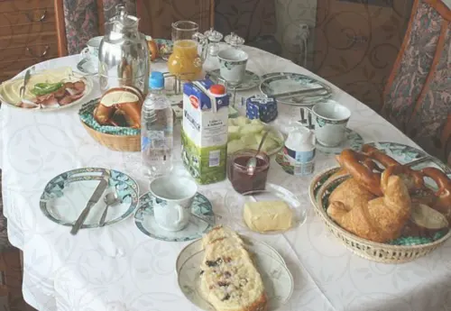 🥨-Bavarian-Breakfast-–-A-Southern-German-Tradition-Full-of-Comfort